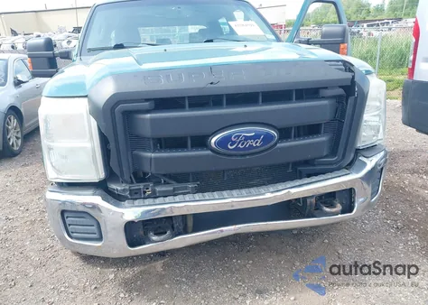 2016 Ford F-250 Xl z USA, uszkodzony, nr VIN 1FT7W2A69GEB35180